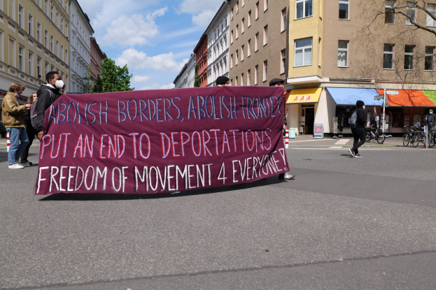 Modernisierungsagenda: Wirtschaftsbefreiung gegen Stellenabbau - Reaktionen aus Politik und Gewerkschaften