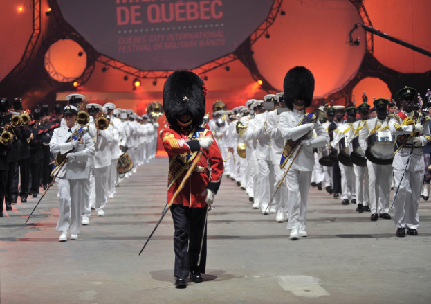 Feuerwehrverband Kreis Soest: Siggi Wrede zum neuen Kreisstabführer ernannt Premiere des Kreisspielmannzugs
