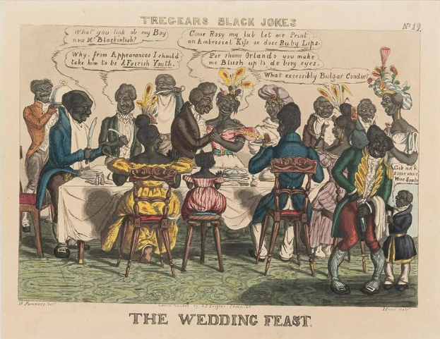 Eine Gruppe von Menschen in traditioneller afrikanischer Kleidung sitzt um einen Tisch bei einem Hochzeitsfest, mit Tellern, Gläsern und Papier auf dem Tisch.